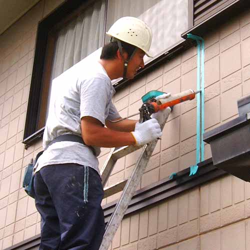 �R�[�L���O�𐁂��t����